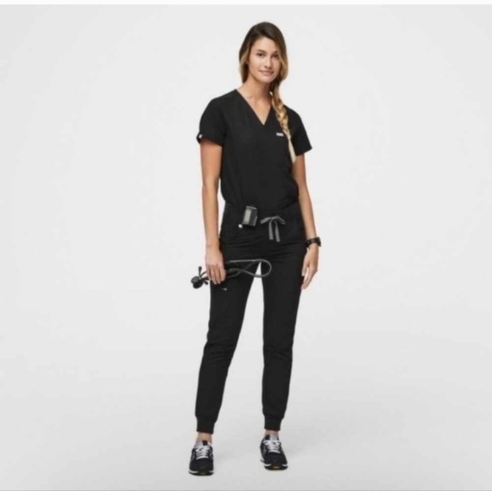 Figs Set of Black Zamora Joggers & Catarina Scrub Top Size XS